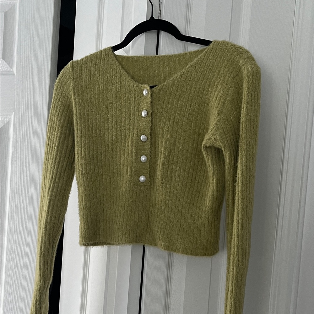 ##🎉🎉🎉❌3/10$ ❌🎉🎉🎉

48.SHEIN Soft Olive Sweater